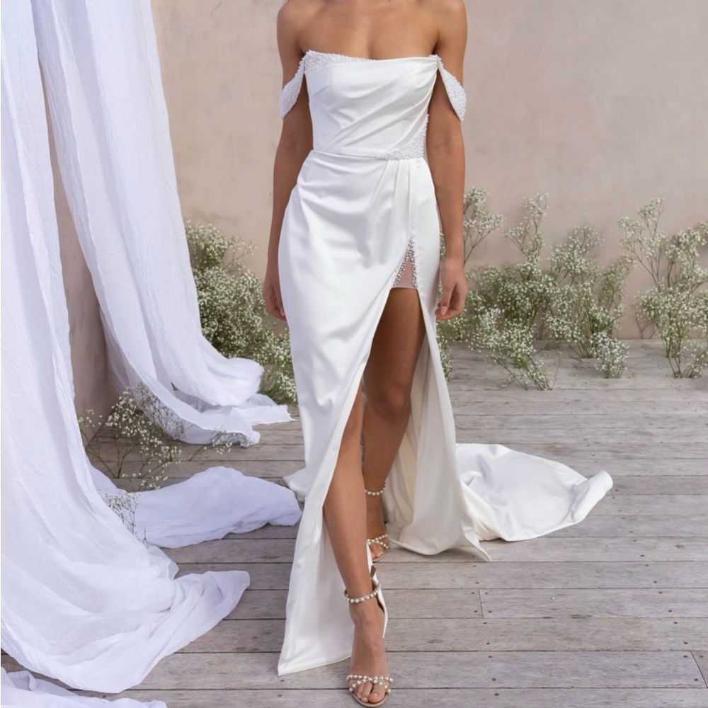 Evil Young “Tate” NWT Size 8 Wedding Dress
